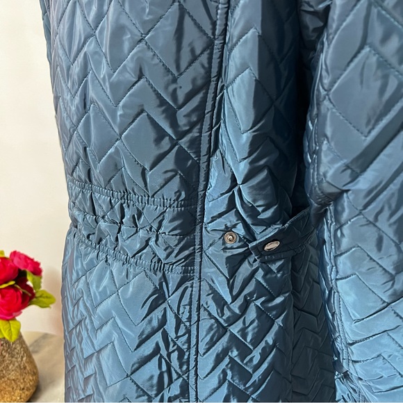 Calvin Klein Peacock Color Quilted Chevron Jacket - Size Small - Duplicate - Picture 11 of 15